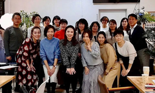 リンクラックSOCIAL HUB EVENT
「ランジェリーが女性の心に与える影響」